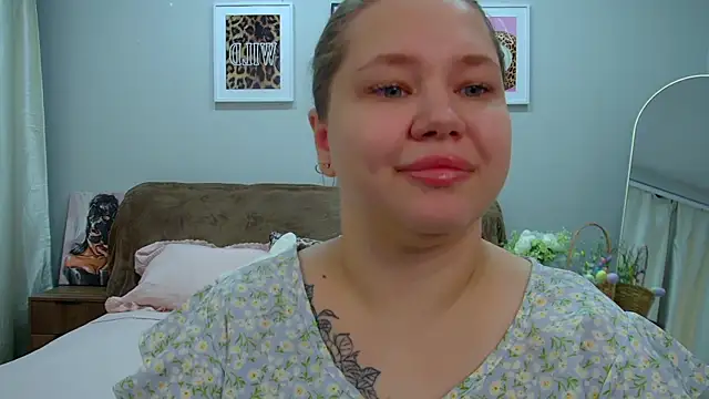 Snapshot of DianaKristol chatting on May 19, 2026, 6:31 am DianaKristol online show from May 19, 2026, 6:31 am