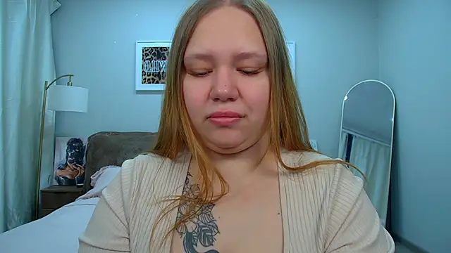 Snapshot of DianaKristol chatting on June 2, 2026, 6:24 am DianaKristol online show from June 2, 2026, 6:24 am