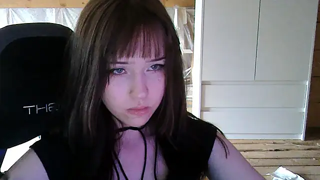 NoirEva online show from May 24, 2026, 3:45 pm