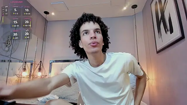Snapshot of felix_haze chatting on June 9, 2026, 5:47 pm felix haze online show from June 9, 2026, 5:47 pm