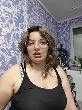 Nika6524 online show from May 17, 2026, 9:26 pm