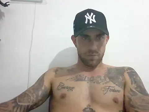 Adancarterr online show from May 12, 2026, 8:26 pm
