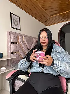 BaByBooo69 online show from May 23, 2026, 2:38 pm