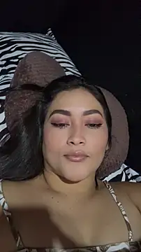 Tatiana123  online show from May 17, 2026, 4:18 pm
