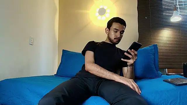 AxelClark S online show from May 22, 2026, 7:56 pm