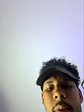 Snapshot of boyzac_ chatting on July 17, 2026, 4:15 pm boyzac online show from July 17, 2026, 4:15 pm