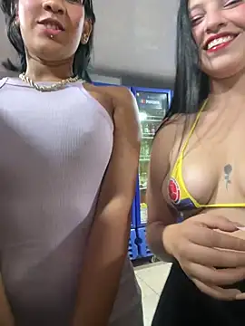 Snapshot of Miel_rousse chatting on July 4, 2026, 5:25 am Miel rousse online show from July 4, 2026, 5:25 am