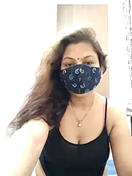 hot kiran2000 online show from June 26, 2026, 1:50 pm