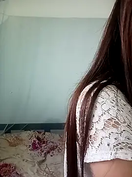 Snapshot of Suly-sweet chatting on July 1, 2026, 11:49 pm Suly-sweet online show from July 1, 2026, 11:49 pm