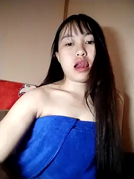 Cherry-squirtt online show from May 24, 2026, 10:37 am