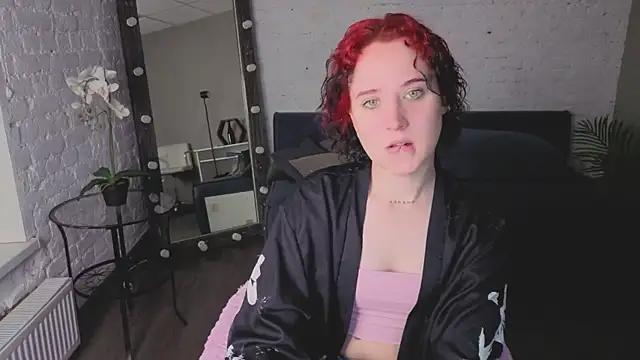ScarlettSparkss online show from June 1, 2026, 6:02 am