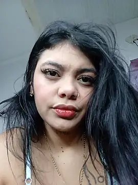 luxuryluna online show from July 7, 2026, 2:36 am
