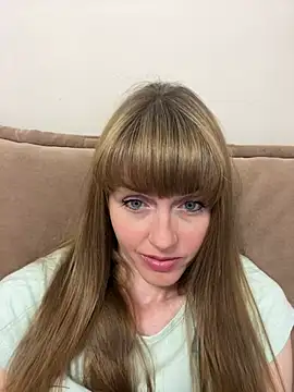 Kamilochka29511 online show from May 30, 2026, 8:42 am