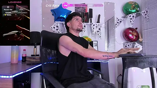 StefanoBigCock online show from July 1, 2026, 7:25 pm