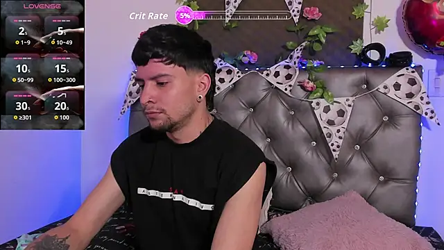 StefanoBigCock online show from June 30, 2026, 7:25 pm