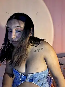 Dakota skyyy online show from May 25, 2026, 10:19 pm