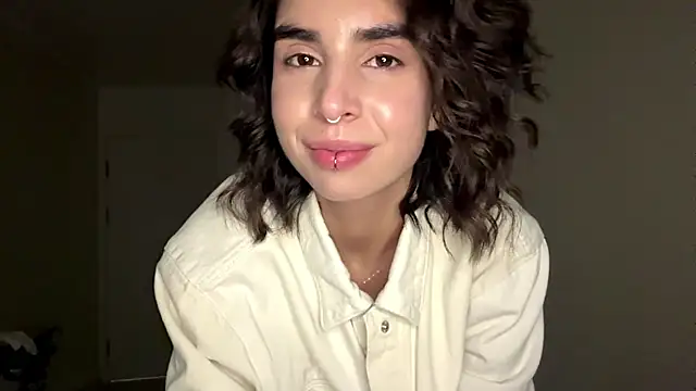 Snapshot of JessiaRuezga chatting on May 31, 2026, 12:22 pm JessiaRuezga online show from May 31, 2026, 12:22 pm