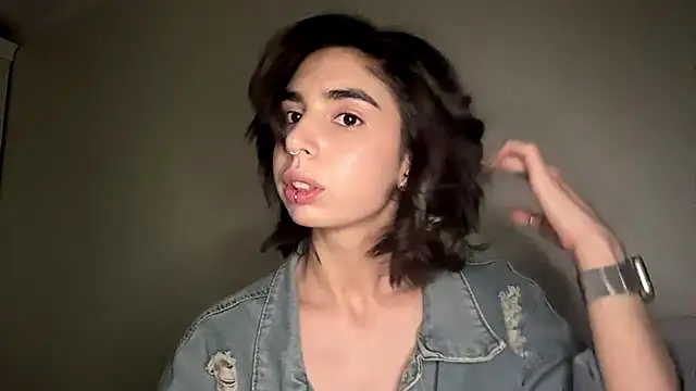 Snapshot of JessiaRuezga chatting on May 17, 2026, 1:00 pm JessiaRuezga online show from May 17, 2026, 1:00 pm