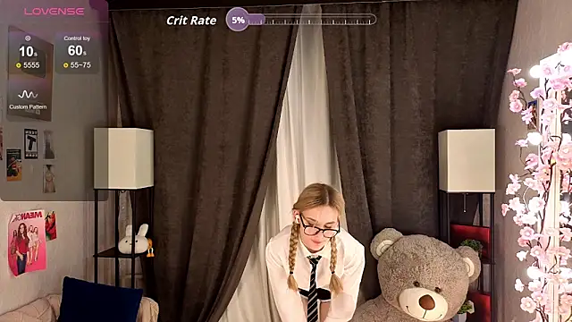 Liz Nip online show from May 28, 2026, 8:15 pm
