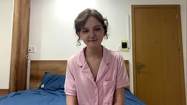 MarryWish1 online show from May 22, 2026, 1:09 pm