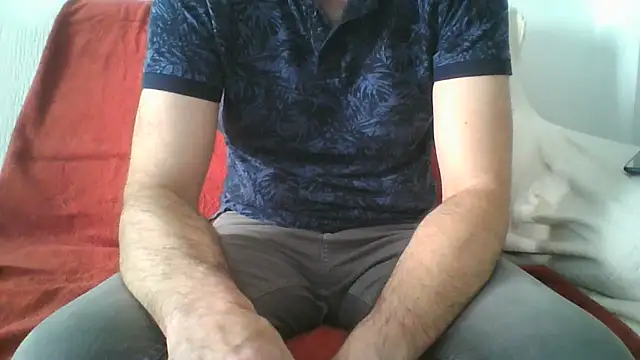xeson47 online show from June 19, 2026, 10:43 am