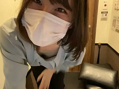 Snapshot of miniminimo_o chatting on May 27, 2026, 10:22 am miniminimo o online show from May 27, 2026, 10:22 am