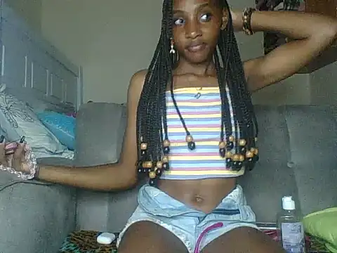 Snapshot of Velvet_peach chatting on June 4, 2026, 1:49 pm Velvet peach online show from June 4, 2026, 1:49 pm