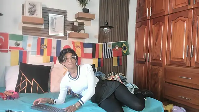 Evaa campbell online show from June 27, 2026, 12:22 pm