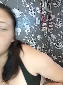 Angelina9612 online show from July 6, 2026, 8:32 am