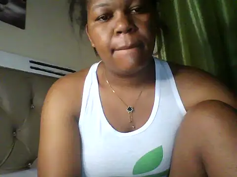 Snapshot of sexy_dove chatting on May 28, 2026, 3:25 am sexy dove online show from May 28, 2026, 3:25 am