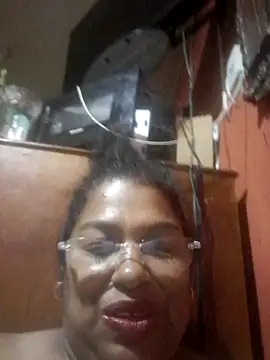 Snapshot of Megansquirt69 chatting on May 27, 2026, 1:57 am Megansquirt69 online show from May 27, 2026, 1:57 am