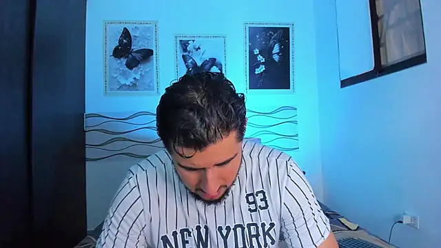 Snapshot of Ryan_evannss_ chatting on May 29, 2026, 12:55 pm Ryan evannss online show from May 29, 2026, 12:55 pm