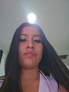 Snapshot of Luisa_Madrid chatting on May 24, 2026, 11:43 am Luisa Madrid online show from May 24, 2026, 11:43 am