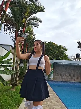 Snapshot of Luisa_Madrid chatting on May 18, 2026, 9:30 pm Luisa Madrid online show from May 18, 2026, 9:30 pm