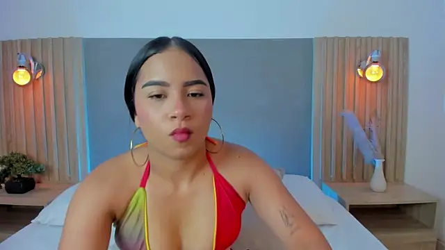 Snapshot of carla_smellie chatting on June 10, 2026, 7:15 pm carla smellie online show from June 10, 2026, 7:15 pm