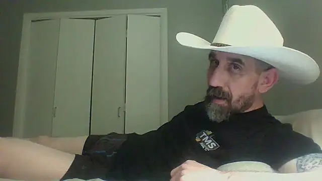 Snapshot of old_Domino chatting on June 1, 2026, 9:53 am old Domino online show from June 1, 2026, 9:53 am