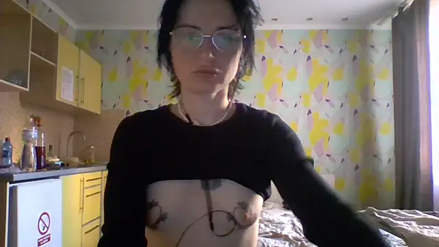 Snapshot of Diana_sosala chatting on June 26, 2026, 4:02 pm Diana sosala online show from June 26, 2026, 4:02 pm