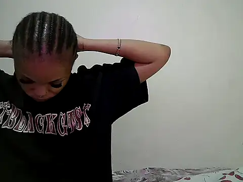 Snapshot of Miss_rihanna chatting on May 20, 2026, 3:47 am Miss rihanna online show from May 20, 2026, 3:47 am
