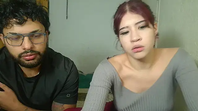 Snapshot of LYNN_N_SAMMAEL chatting on May 29, 2026, 5:02 am LYNN N SAMMAEL online show from May 29, 2026, 5:02 am