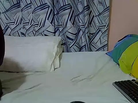 sexy lenah22 online show from May 25, 2026, 12:04 pm