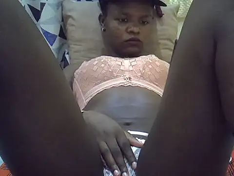 Snapshot of Simply_Naughty0 chatting on June 10, 2026, 11:33 am Simply Naughty0 online show from June 10, 2026, 11:33 am