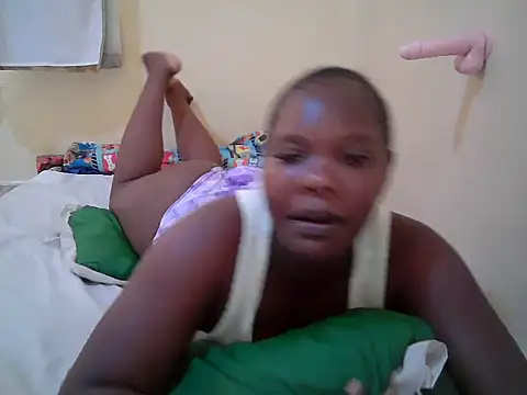 Snapshot of sweet-tiffy chatting on July 11, 2026, 12:05 pm sweet-tiffy online show from July 11, 2026, 12:05 pm