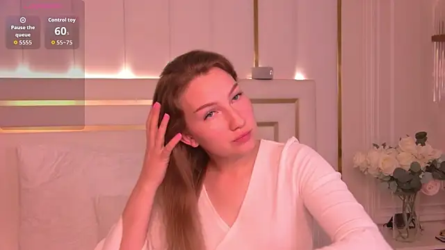 Snapshot of JessicaMartin chatting on June 19, 2026, 6:19 am JessicaMartin online show from June 19, 2026, 6:19 am