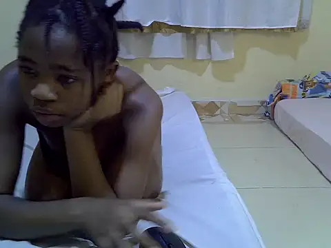 Snapshot of Pretty-Bianca chatting on May 20, 2026, 9:01 pm Pretty-Bianca online show from May 20, 2026, 9:01 pm