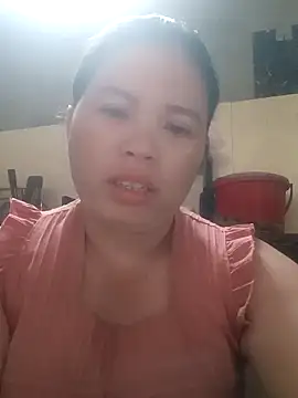 -Yeyi- online show from May 24, 2026, 10:37 am