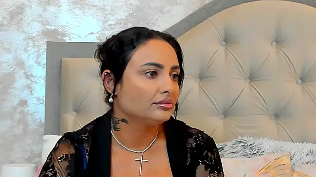 Bianca Vale online show from July 6, 2026, 5:14 am