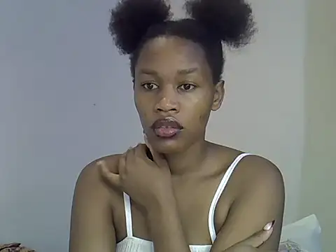 Snapshot of ANGEL_MIA23 chatting on May 28, 2026, 1:46 am ANGEL MIA23 online show from May 28, 2026, 1:46 am