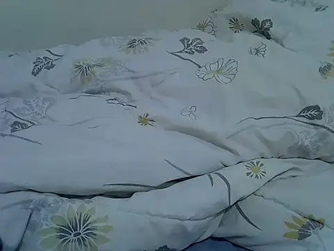 Snapshot of sexy_candi chatting on May 16, 2026, 1:37 am sexy candi online show from May 16, 2026, 1:37 am