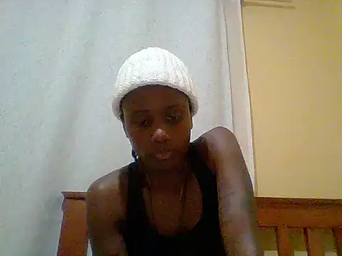 Snapshot of kiki8390 chatting on July 12, 2026, 4:35 am kiki8390 online show from July 12, 2026, 4:35 am