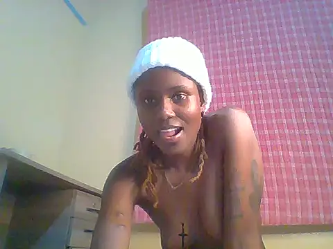 Snapshot of kiki8390 chatting on July 2, 2026, 10:38 pm kiki8390 online show from July 2, 2026, 10:38 pm